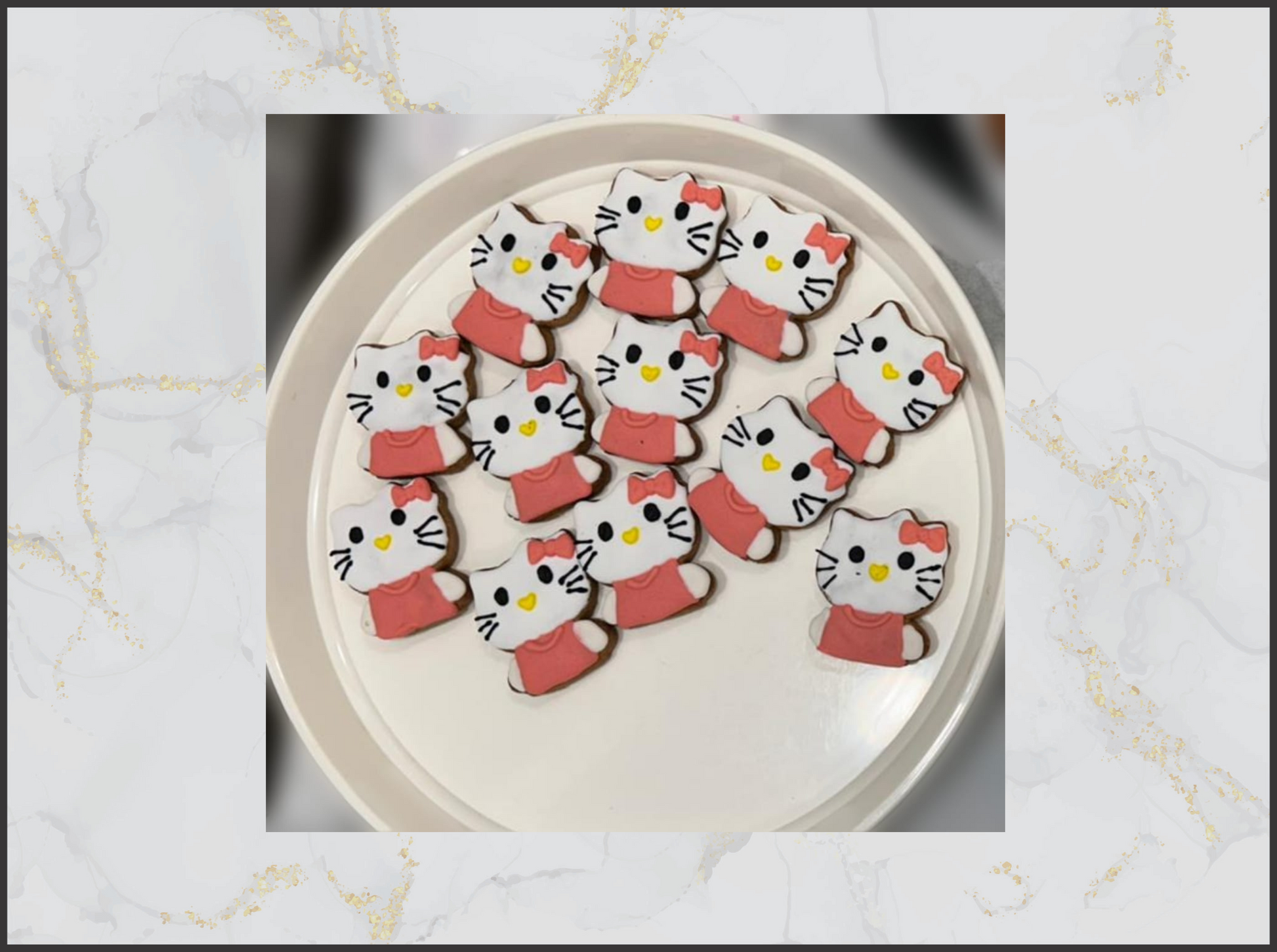 Decorative cookies shaped like Hello Kitty macau cookies