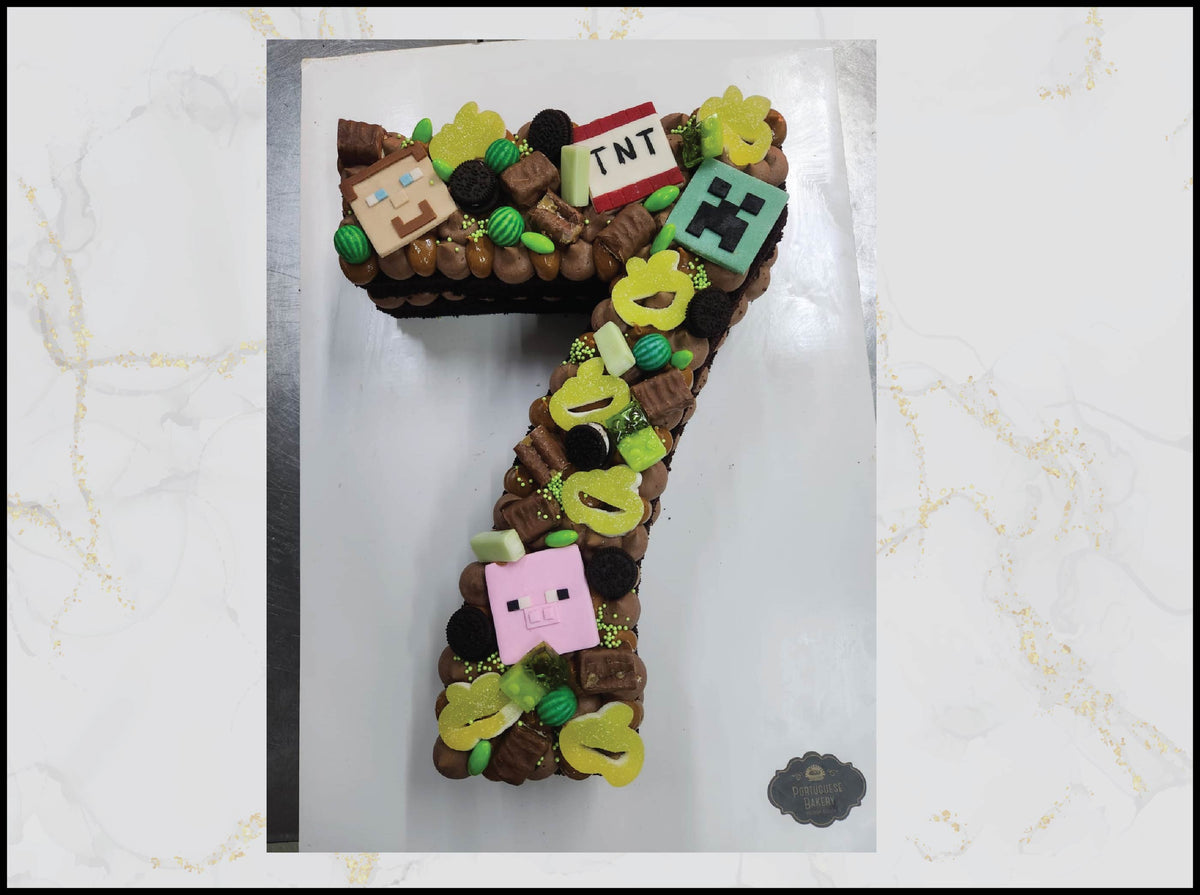 Minecraft Number 7 Cake with blocky gamer design in Macau