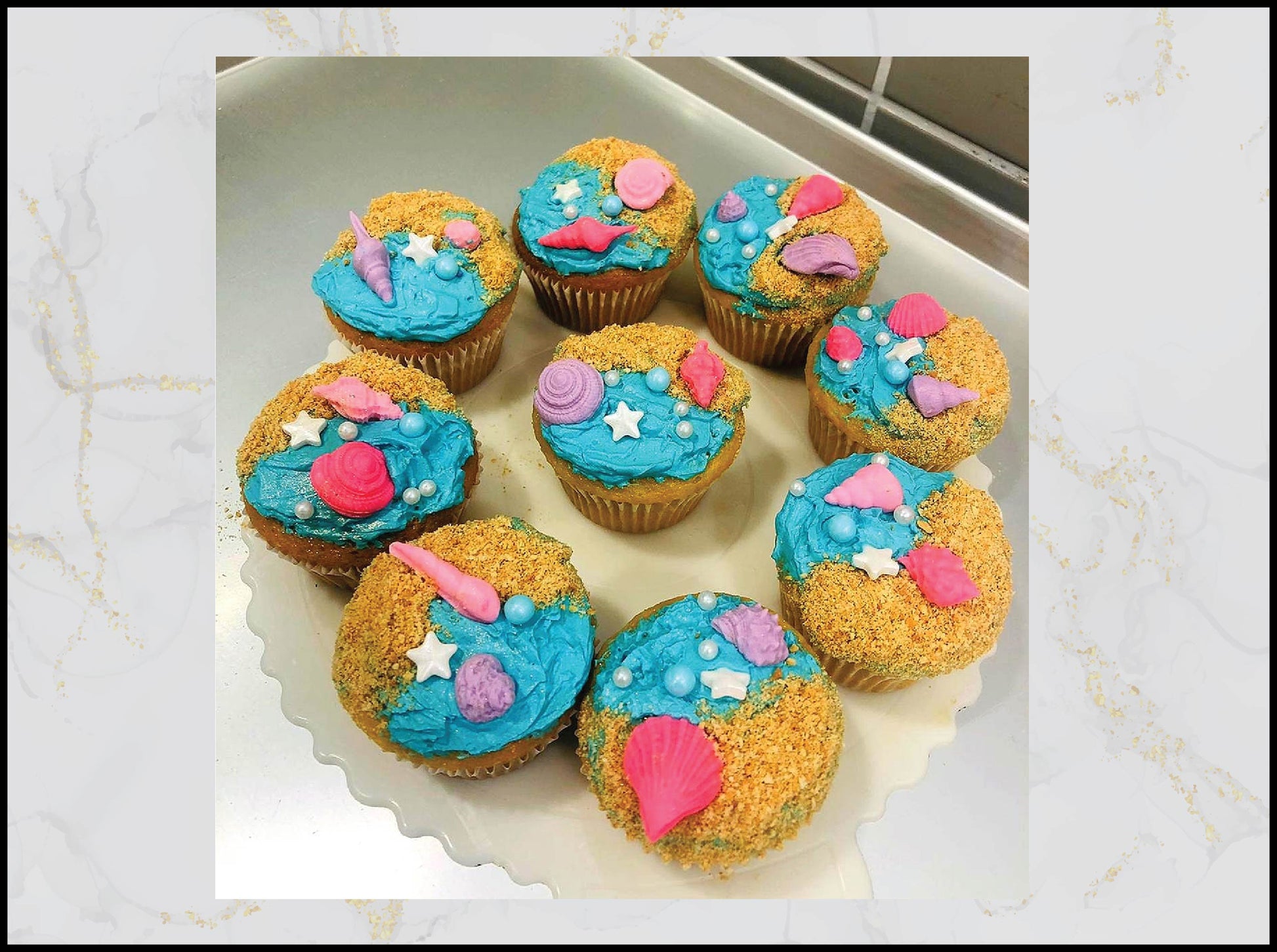 Ocean and sand cupcakes with coastal beach design in Macau