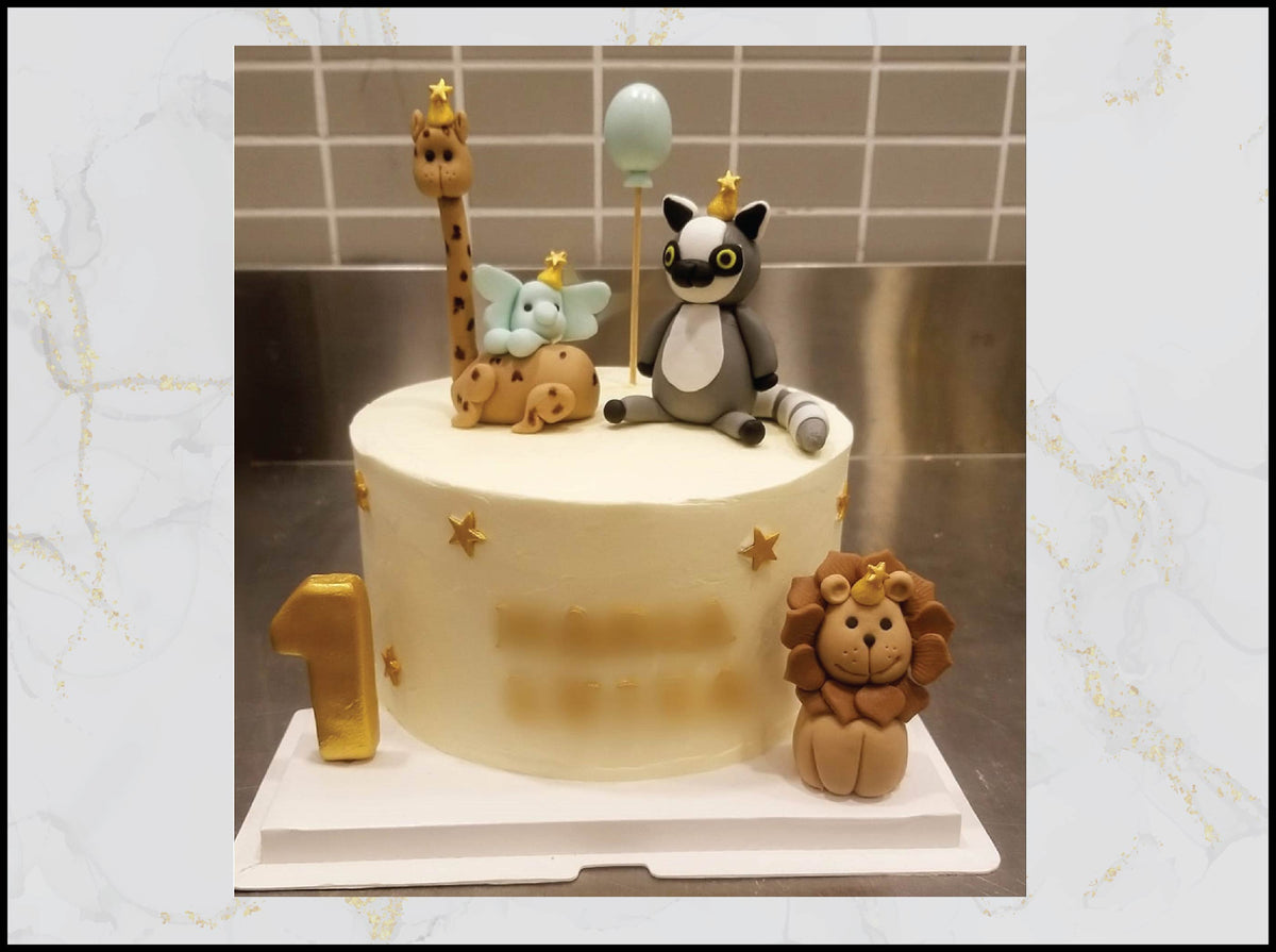 Wild animals birthday cake with jungle adventure design in Macau