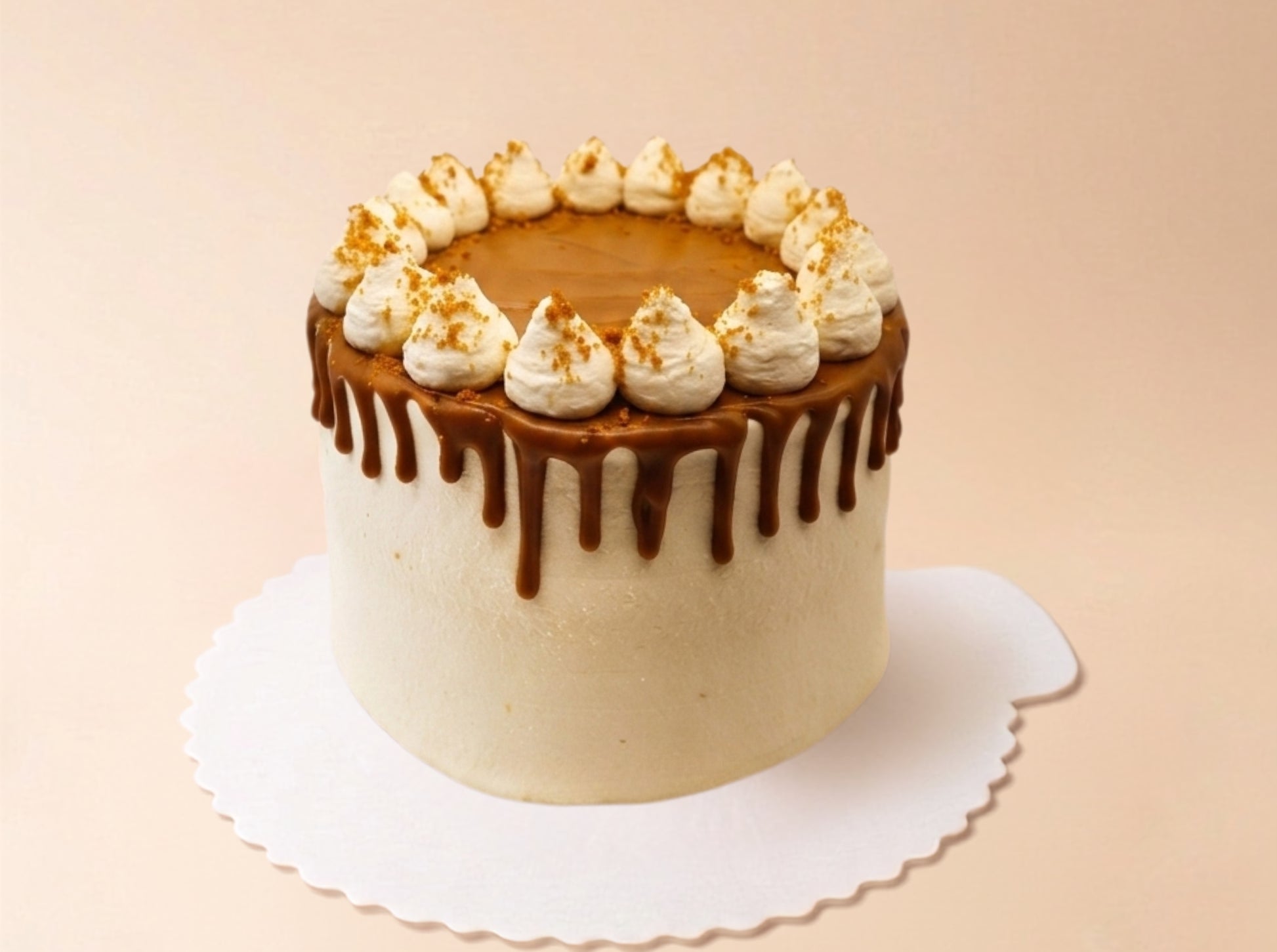 Lotus Biscoff Cake 焦糖餅乾蛋糕 with elegant design in Macau