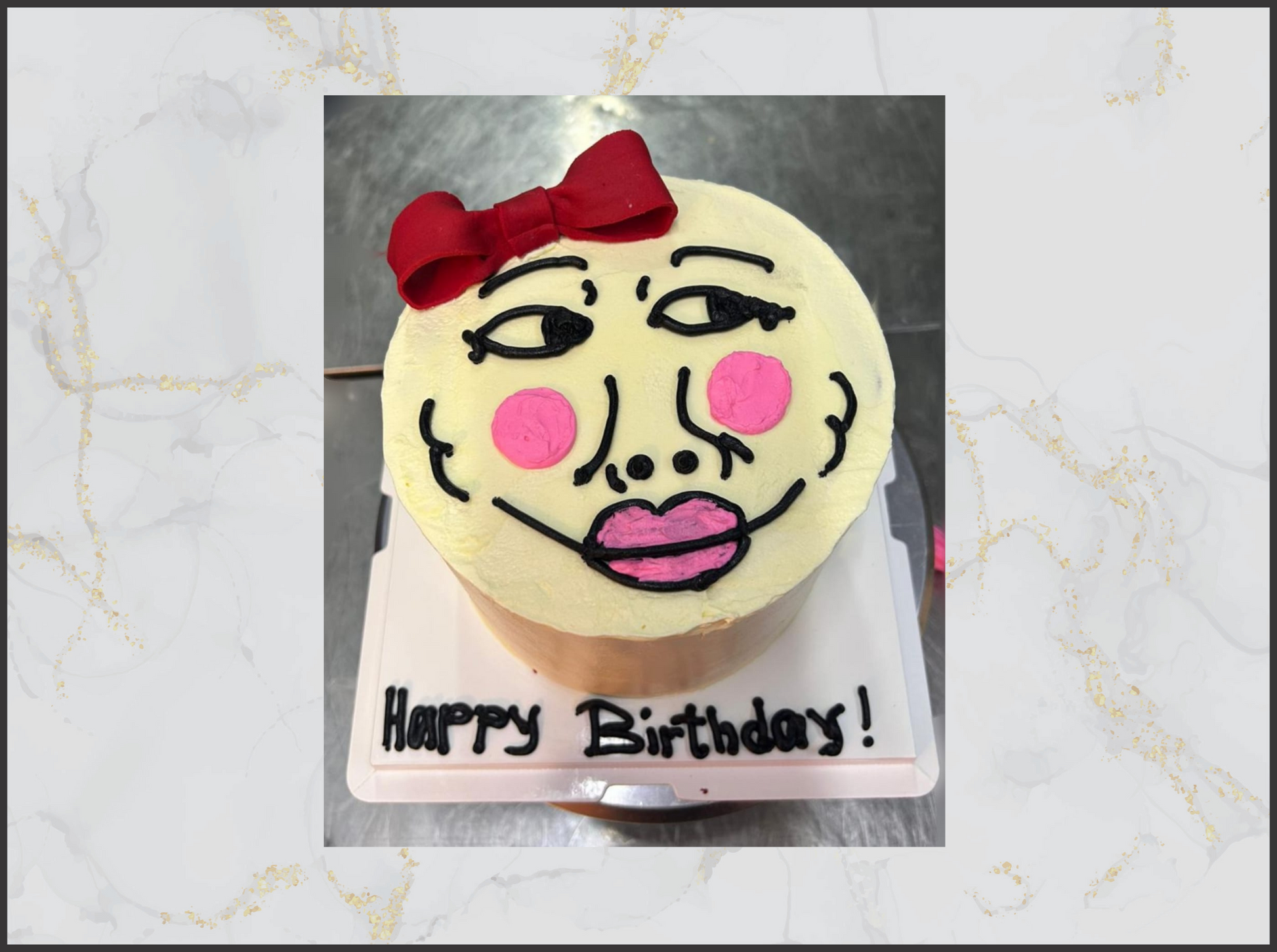 Wedding cake in Macau with elegant fondant decoration